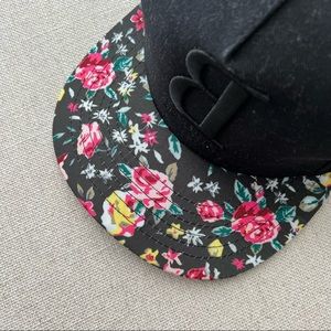 BEYONCÉ Flower Print Brim Snapback Hat